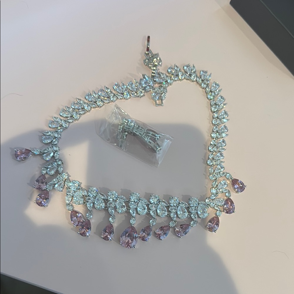 Elegant Silver and Pink Women's Necklace